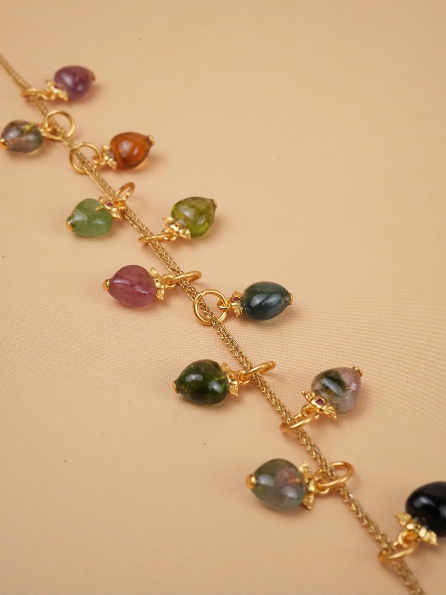 Charm bạc trái tim tourmaline