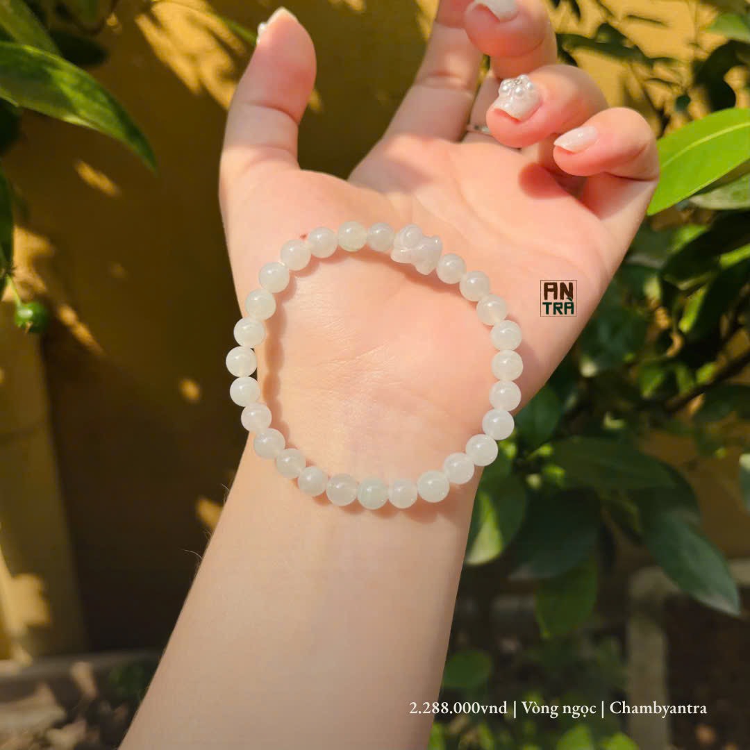 Vòng ngọc Jadeite A chất nếp( không charm cún)
