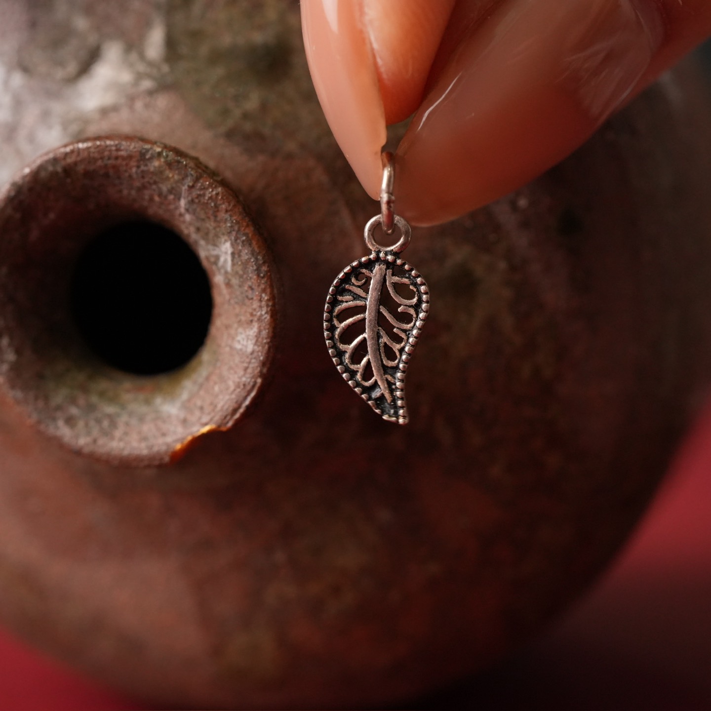 Charm bạc lá