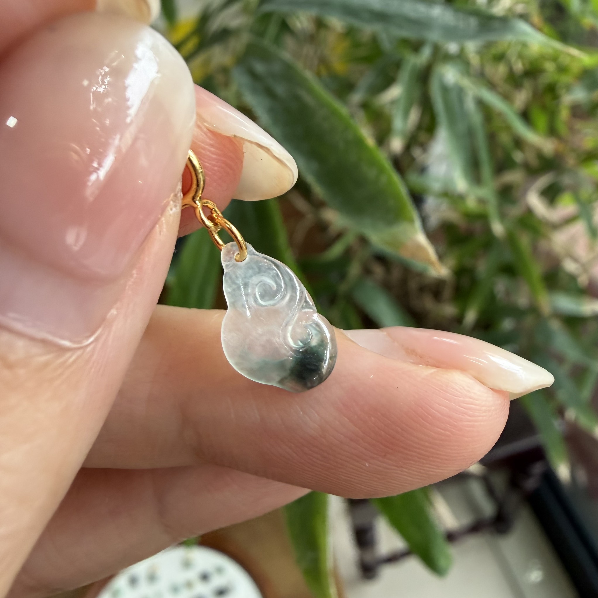 Charm nấm linh chi ngọc( chưa chốt)