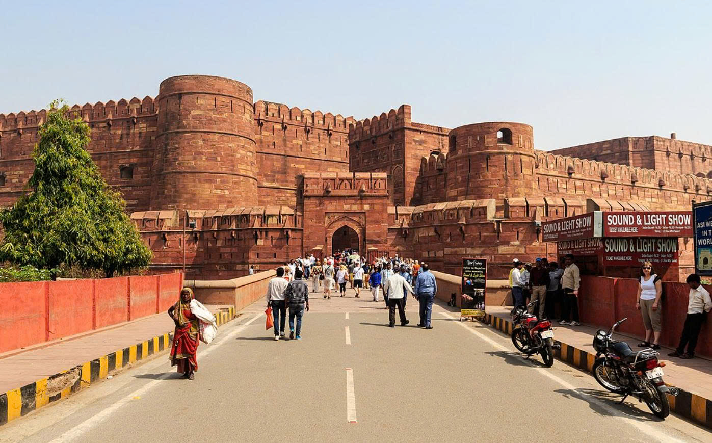 Bức Tường Thời Gian: Agra Fort và Di Sản Văn Hóa của Ấn Độ