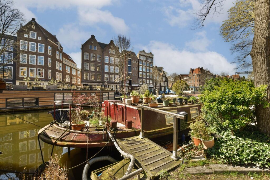 Brouwersgracht: Khám Phá Kênh Lịch Sử ở Trung Tâm Amsterdam