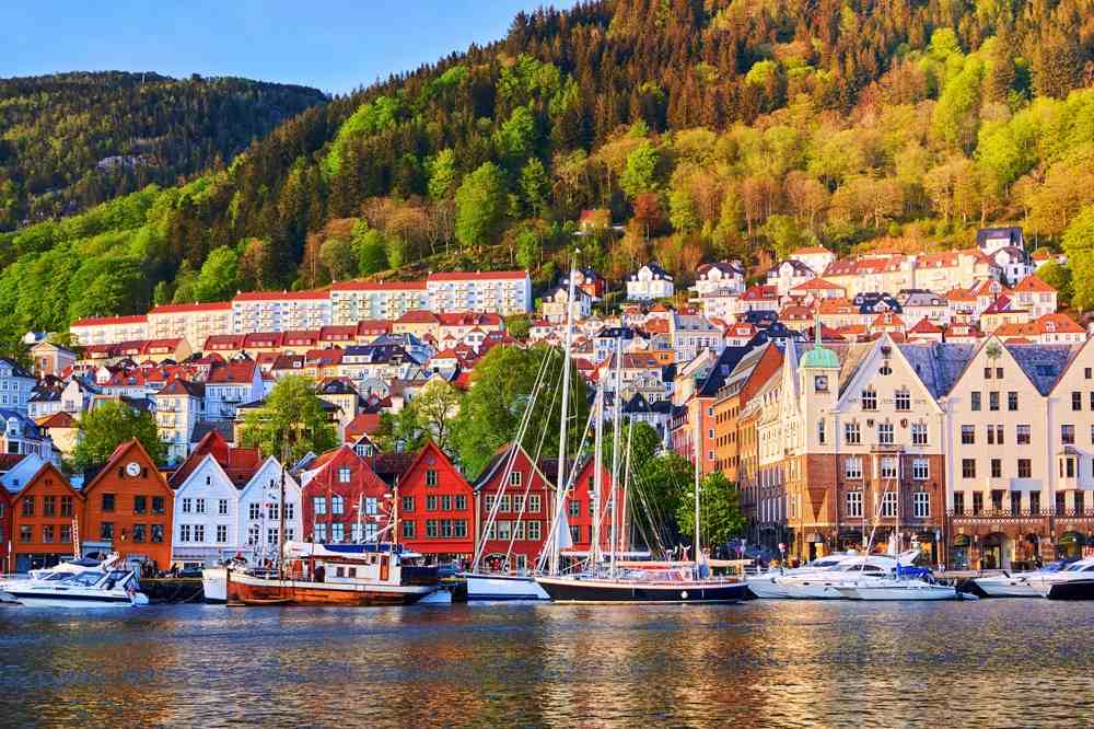 Bryggen – Khoảnh Khắc Lịch Sử Đậm Đà ở Bergen, Na Uy