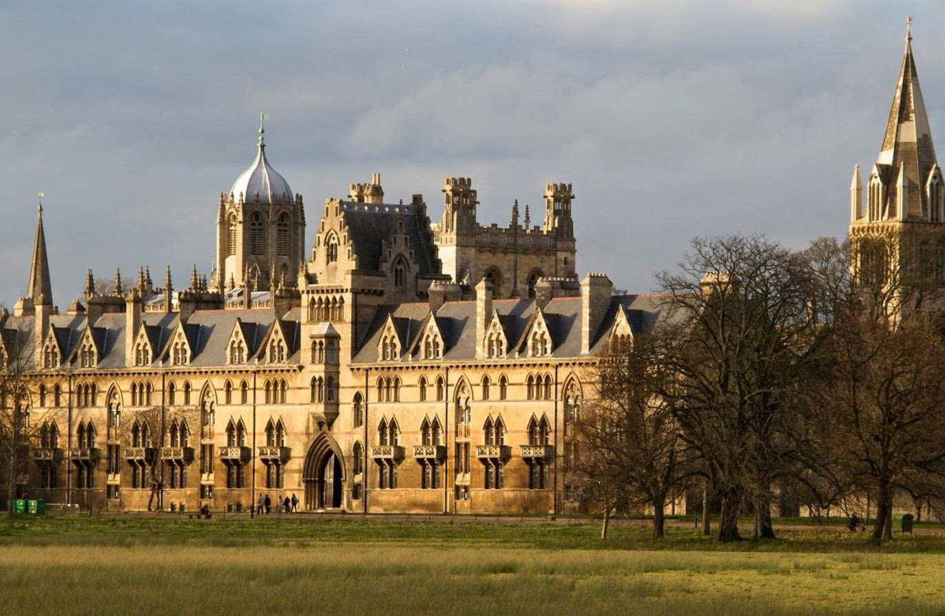 Christ Church College: Trải Nghiệm Văn Hóa và Giáo Dục Tại Oxford