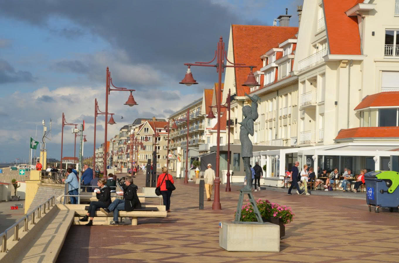 De Haan: Một thị trấn ven biển yên bình và thú vị