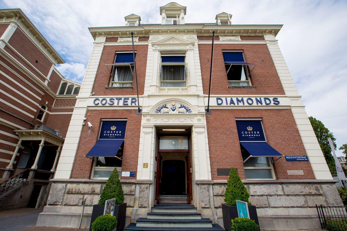 Diamond Coster: Trải nghiệm Thế Giới Kim Cương và Đá Quý