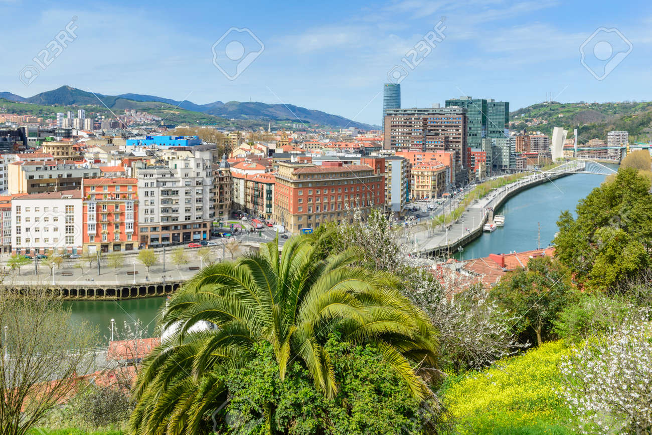 Tận hưởng bầu không khí yên bình tại Công viên Etxebarria, Bilbao