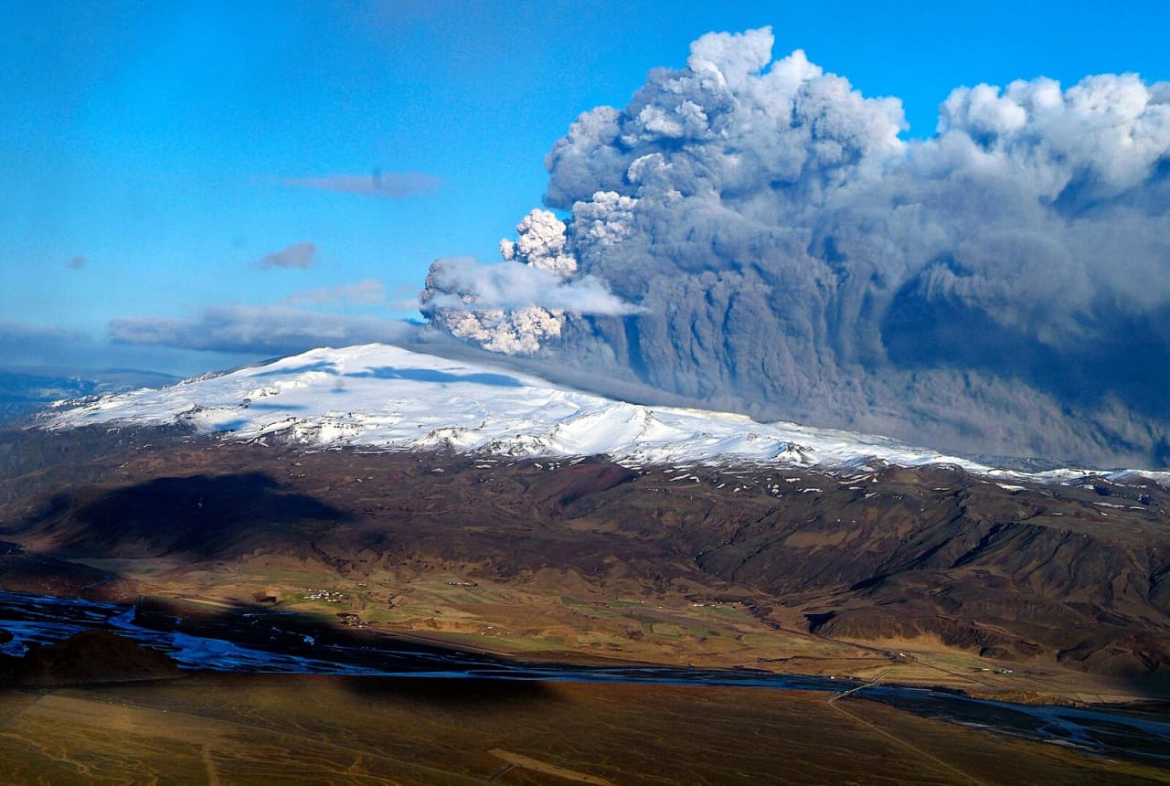 Núi lửa Eyjafjallajökull – Hùng vĩ và Kỳ diệu của Iceland