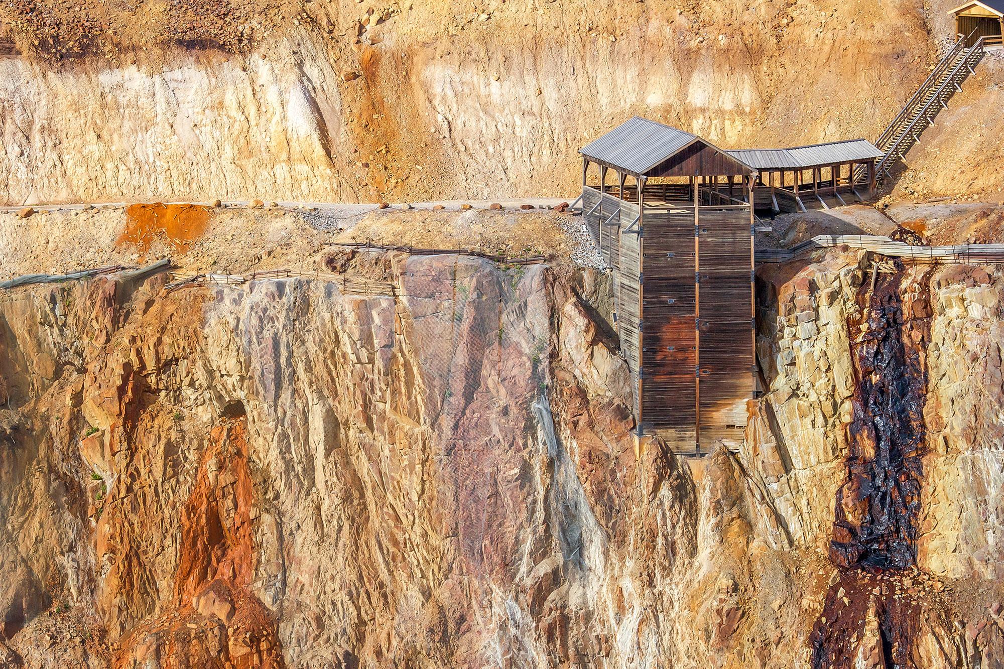 Di Sản Lịch Sử Tại Mỏ Đồng Falun: Hành Trình Trong Thế Giới Của Công Nghệ Khai Thác Đồng Thụy Điển