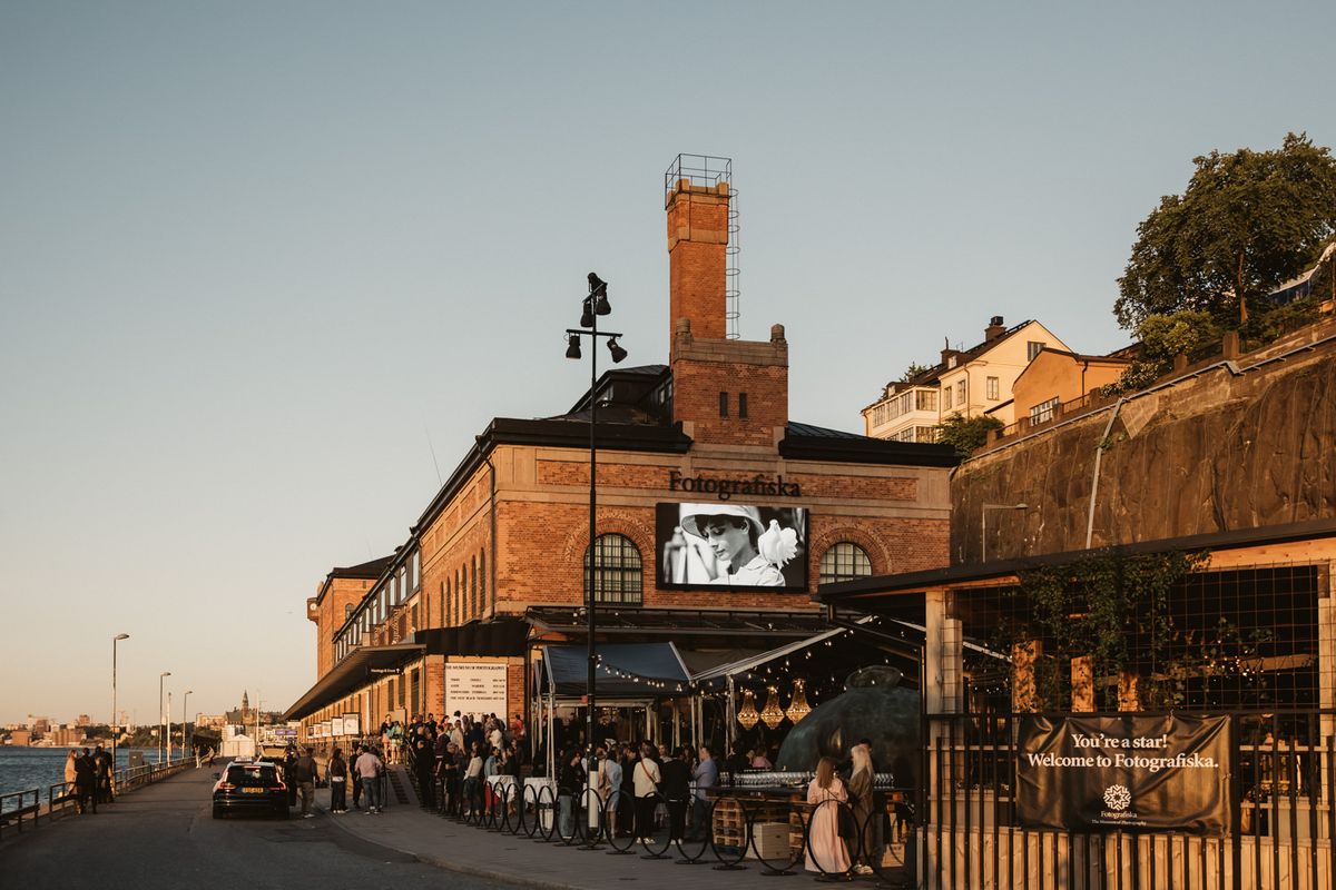 Chùm Ánh Sáng: Khám Phá Nghệ Thuật Ảnh Tại Fotografiska