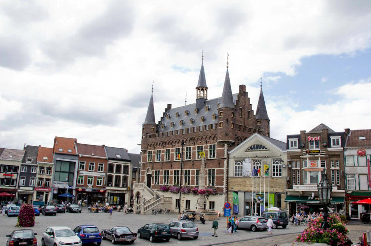 Geraardsbergen: Nơi có ngọn đồi nổi tiếng với cuộc đua đồi và bảo tàng