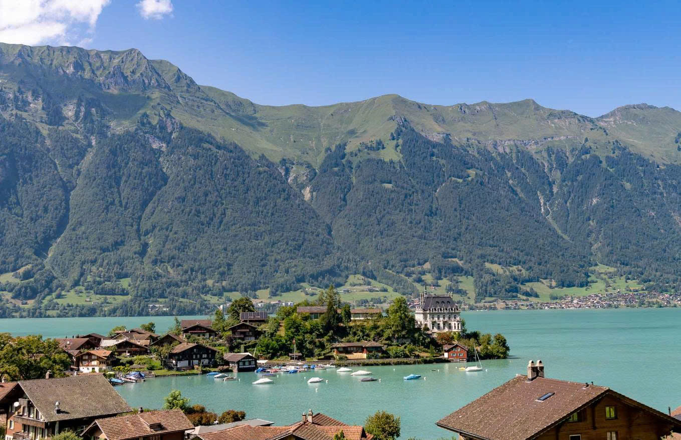 Iseltwald – Nơi Hòa Quyện Giữa Nước và Núi