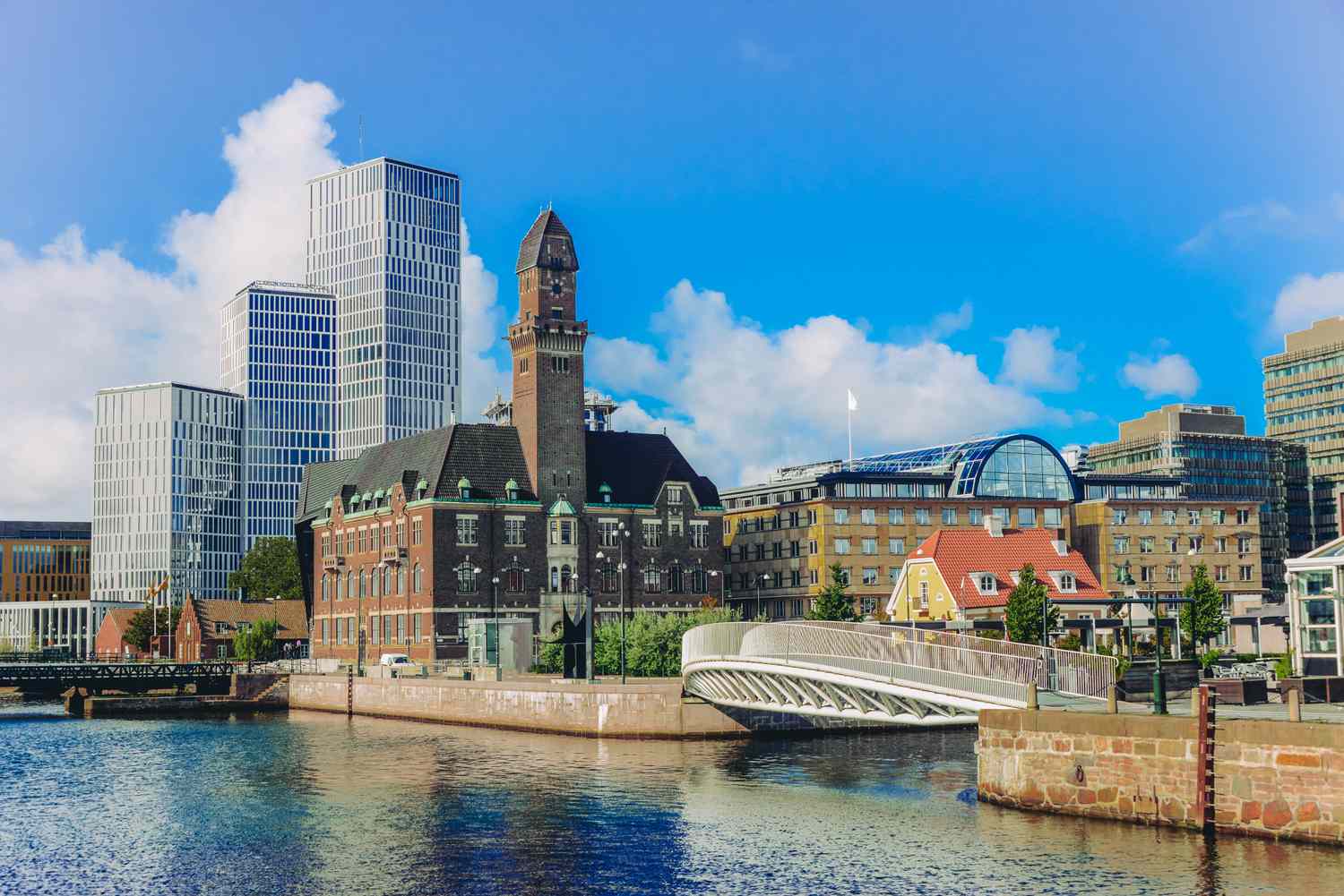 Malmö: Viên Ngọc Của Biển Baltic