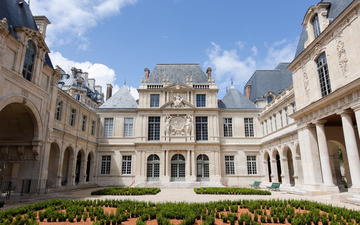 Musée Carnavalet: Trải Nghiệm Hành Trình Lịch Sử Paris