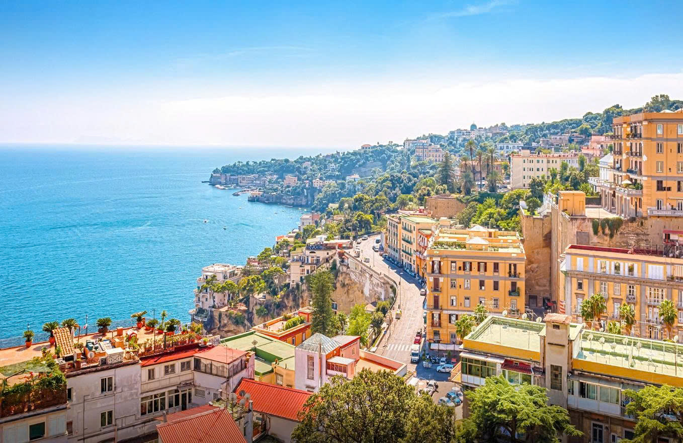 Naples – Thành phố của nghệ sĩ, lịch sử và ẩm thực độc đáo