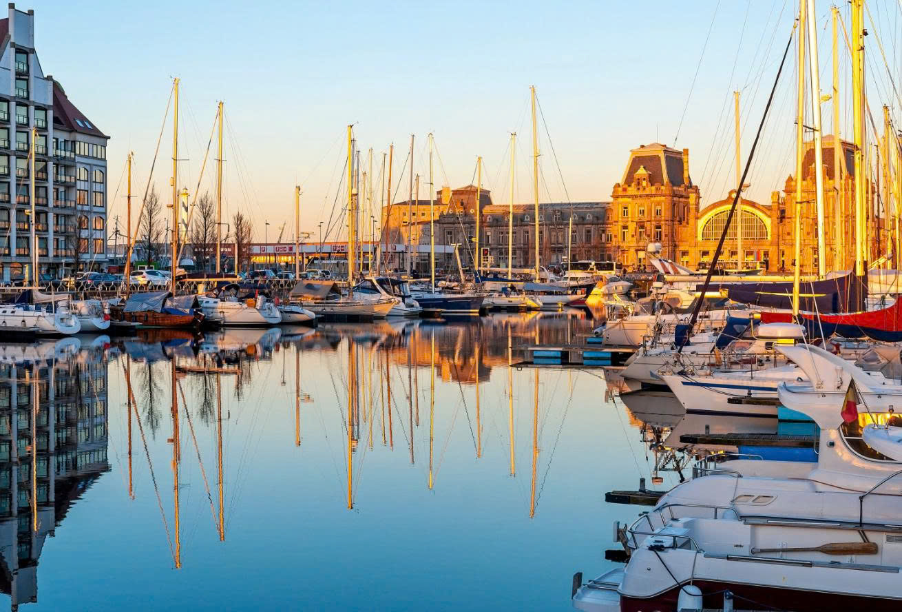 Ostend: Một thành phố ven biển nổi tiếng với bãi biển và phong cảnh biển