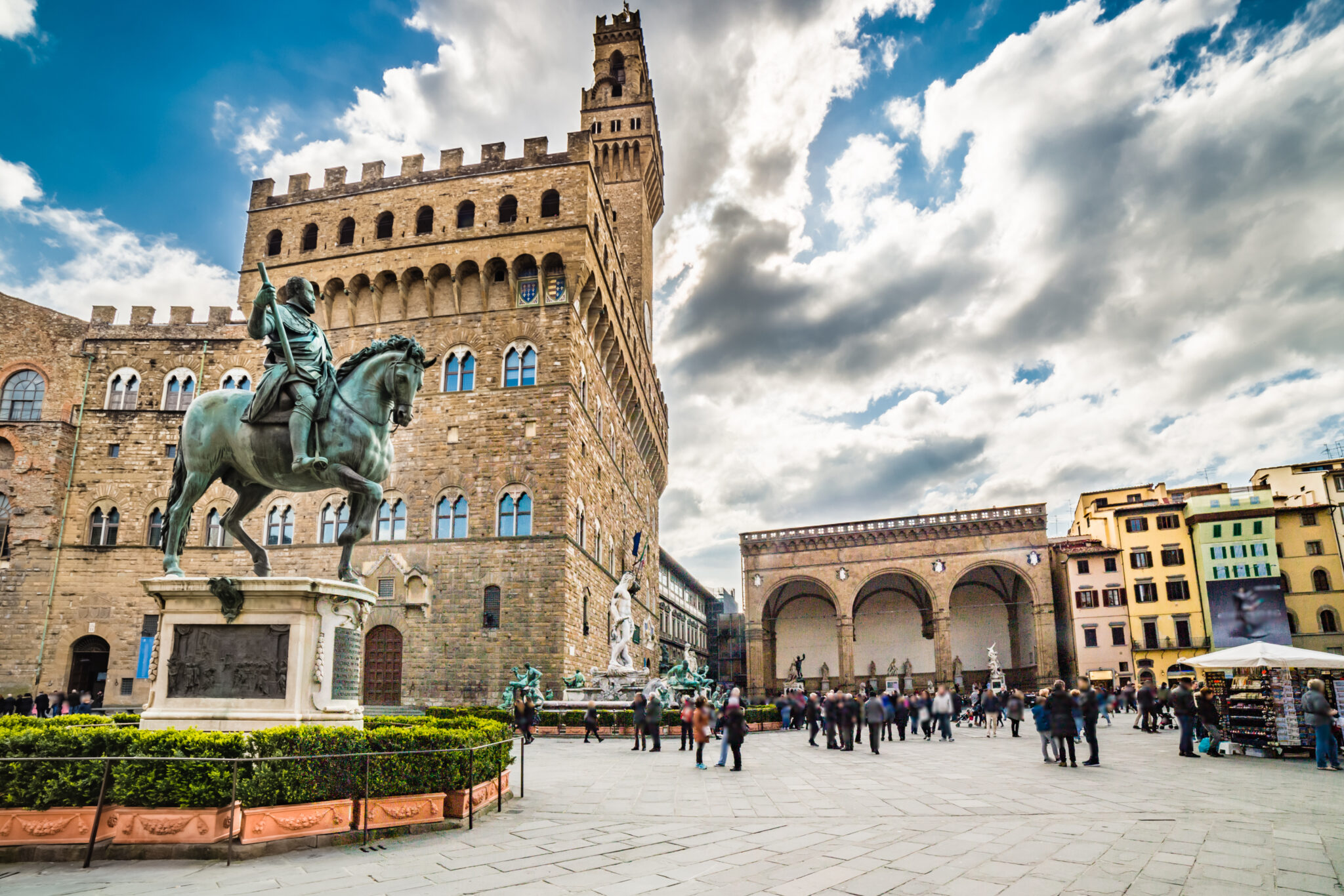 Nhịp Sống Lịch Sử: Khám Phá Sự Quyến Rũ Tại Piazza della Signoria, Florence