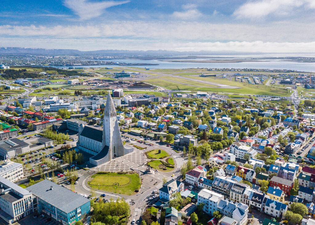 Reykjavík – Kỳ quan thiên nhiên và trung tâm văn hóa của Iceland
