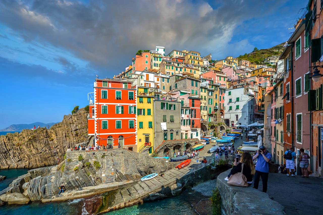 Riomaggiore – Điểm Đến Lãng Mạn Của Cinque Terre
