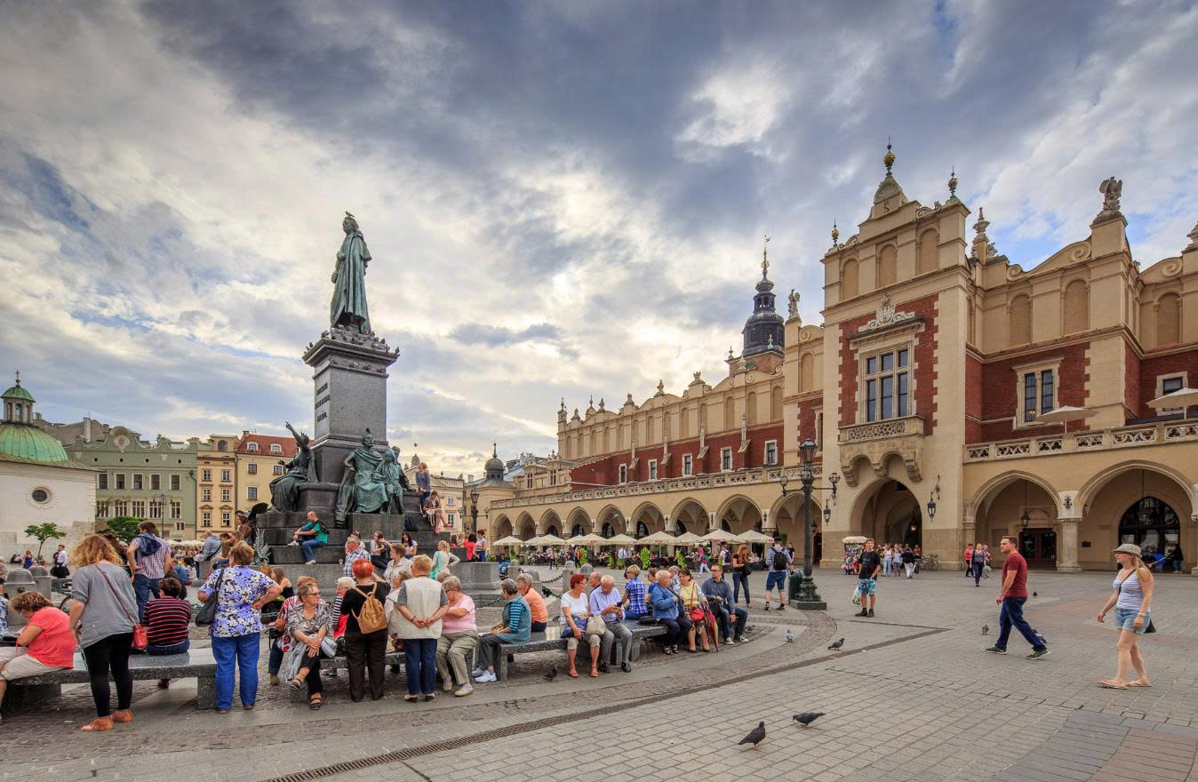 Rynek Główny: Trái Tim Lịch Sử và Văn Hóa Ở Trung Tâm Kraków