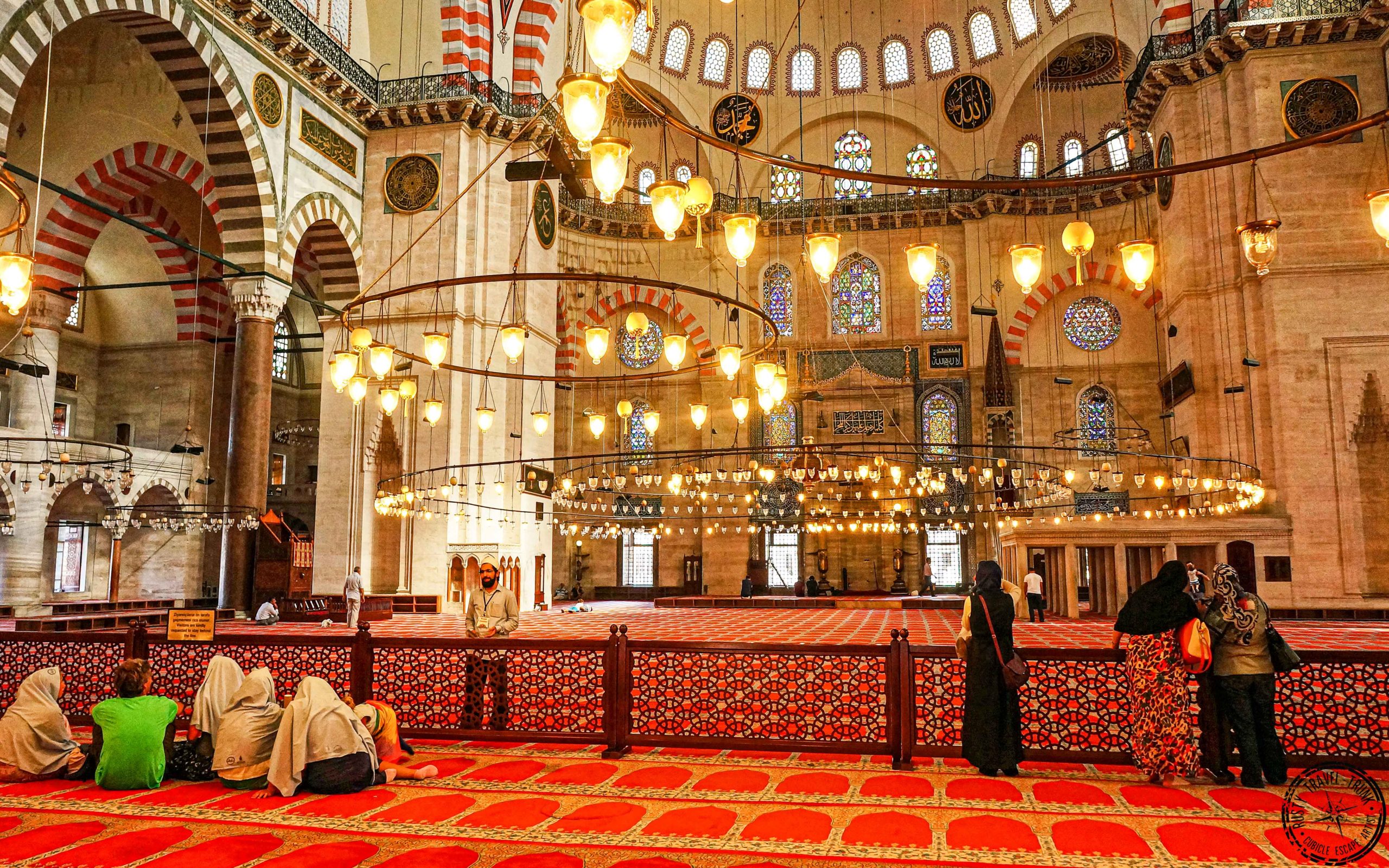 Süleymaniye Mosque: Biểu Tượng Kiến Trúc và Tôn Giáo ở Istanbul