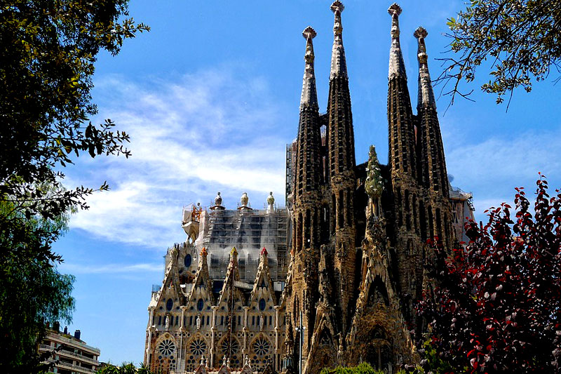 Nhà thờ Sagrada Família: Kiệt tác kiến trúc độc đáo tại Barcelona