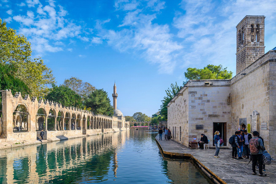 Sanliurfa: Thành Phố Cổ và Di Sản Văn Hóa Ấn Tượng của Thổ Nhĩ Kỳ