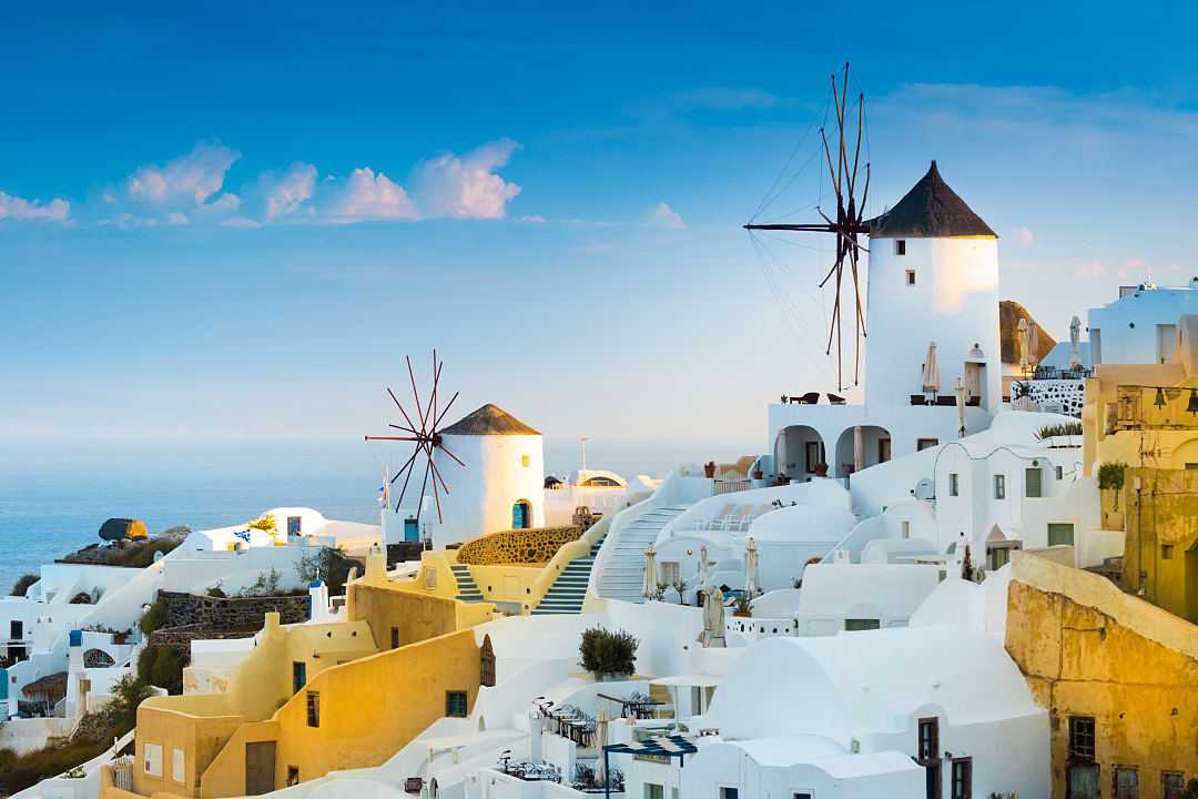 Santorini – Hòn đảo thiên đàng của Hy Lạp