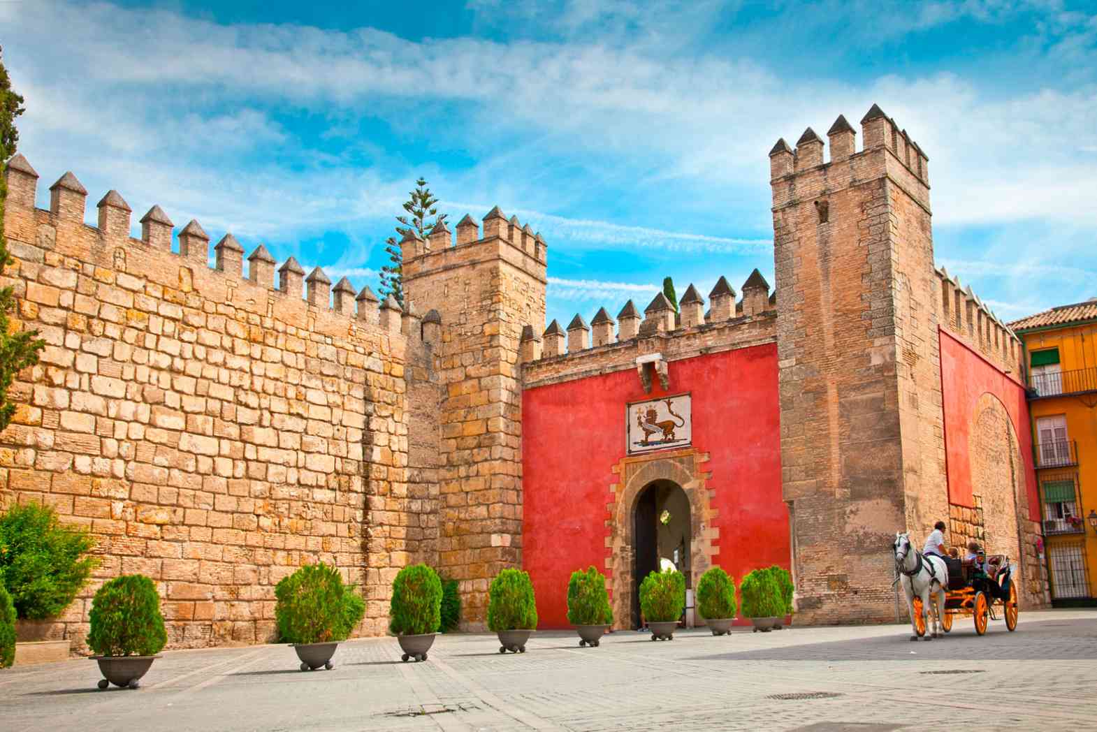 Alcázar ở Sevilla: Hành trình qua cung điện hoàng gia