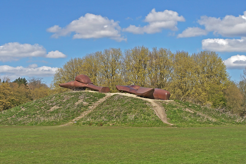 Sloterpark: Bình Minh Xanh Lành và Giải Trí ở Amsterdam