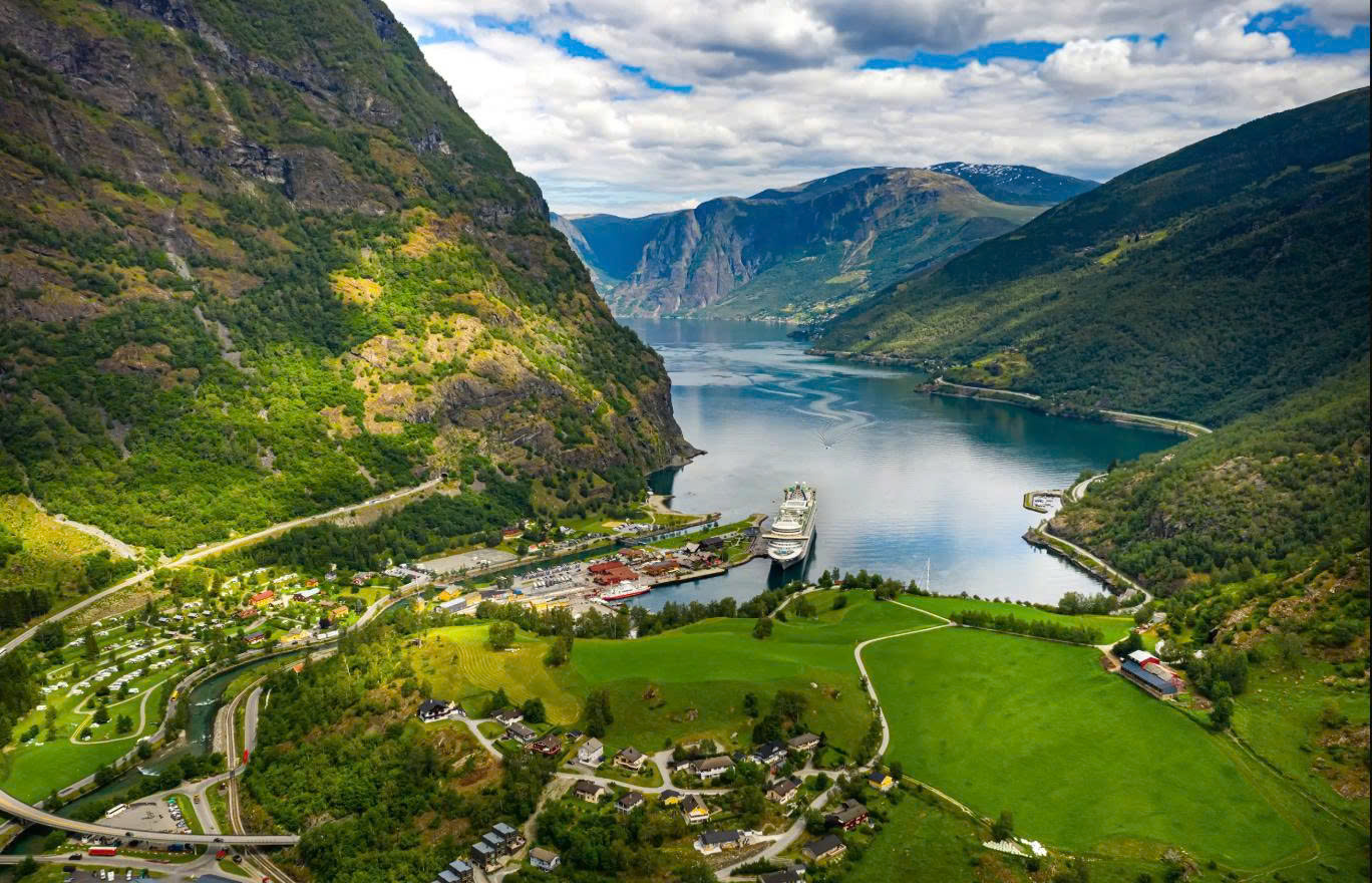 Vịnh Sognefjord – Hành Trình Đến Vùng Đất Thần Tiên