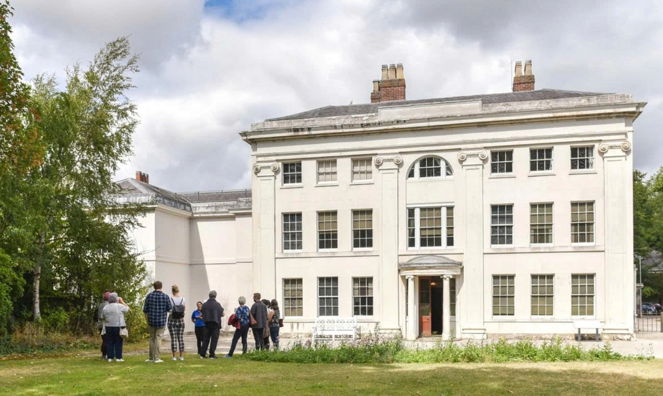 Soho House: Lâu Đài Lịch Sử và Nghệ Thuật ở Trung Tâm Thành Phố Birmingham