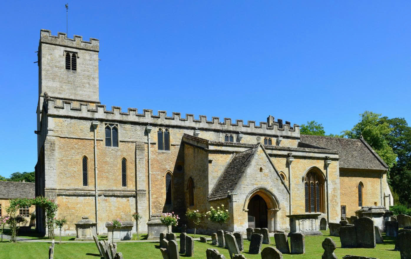 Bảo tàng kiến trúc độc đáo: Nhà thờ St. Mary’s Bibury