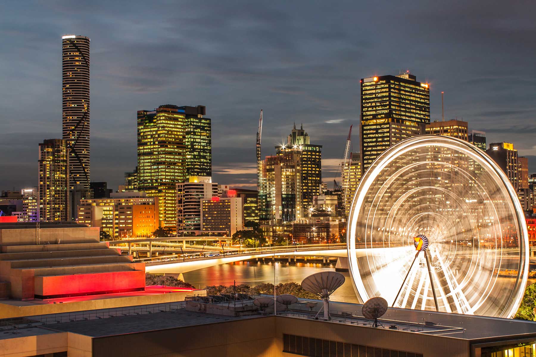 The Wheel of Brisbane – Tận hưởng toàn cảnh thành phố từ đỉnh cao của chiếc “Bánh xe”