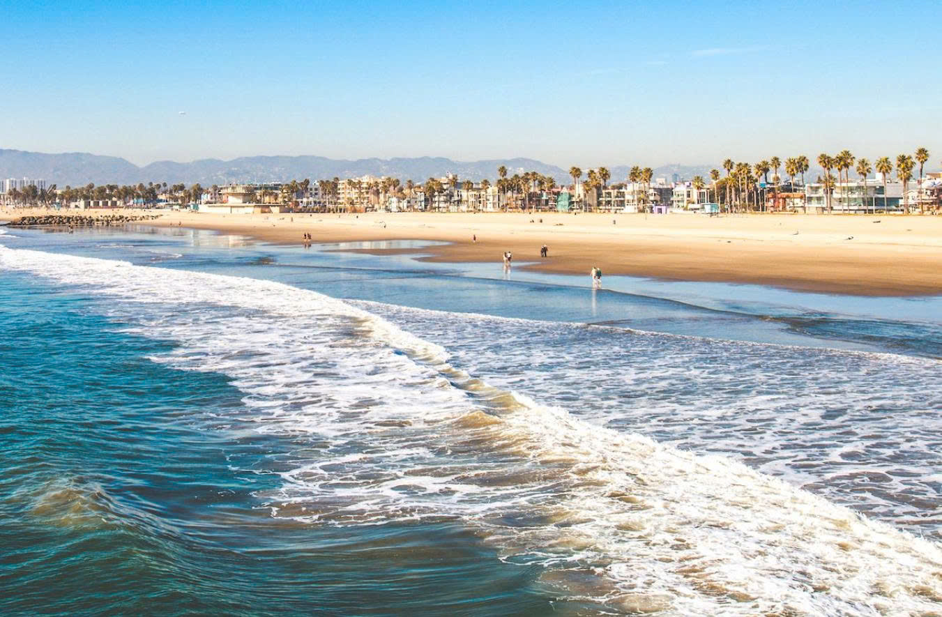 Bãi biển Venice – Biểu tượng Nghệ thuật và Sự đa dạng tại Los Angeles