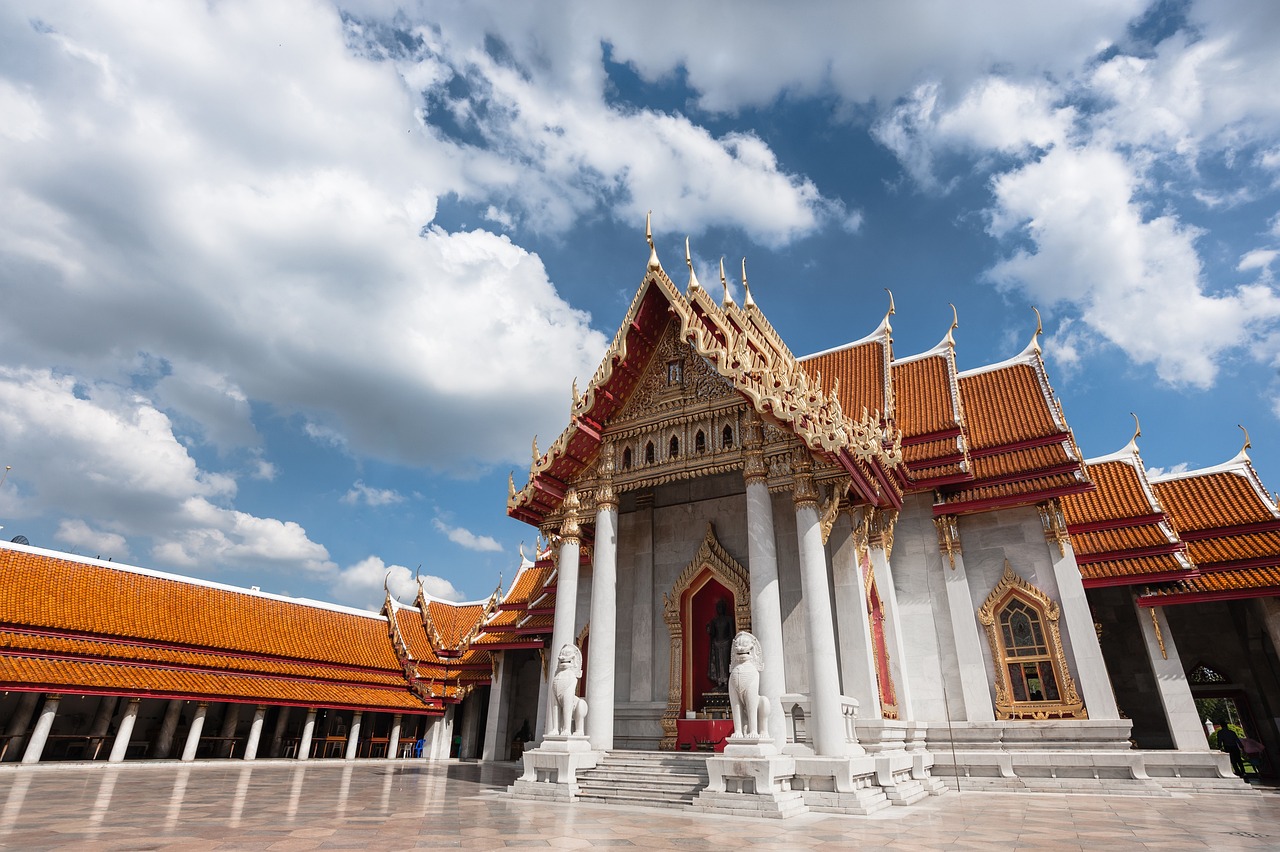 Bangkok – Chiang Mai: Hành Trình Từ Sôi Động Đến Bình Yên