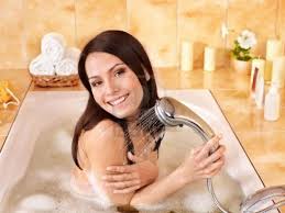 Bình tắm nóng lạnh gây giật điện, lỗi do đâu??