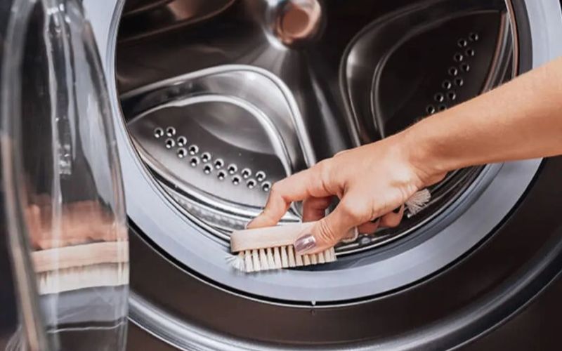 Cách vệ sinh gioăng cao su máy giặt Electrolux sạch bong