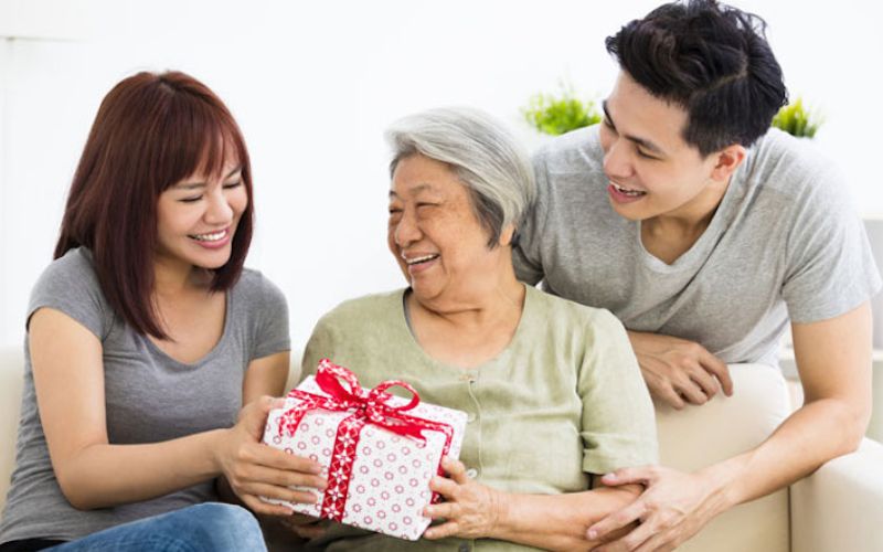 10 Món quà tặng Vu Lan báo hiếu ý nghĩa dành tặng đấng sinh thành