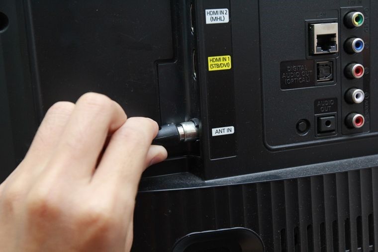 Cách khắc phục tivi LED bị sọc màn hình và một số lỗi thường gặp với màn hình tivi LED