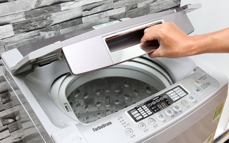 Hướng dẫn vệ sinh máy giặt Toshiba cửa trên sạch sâu, hiệu quả ngay tại nhà