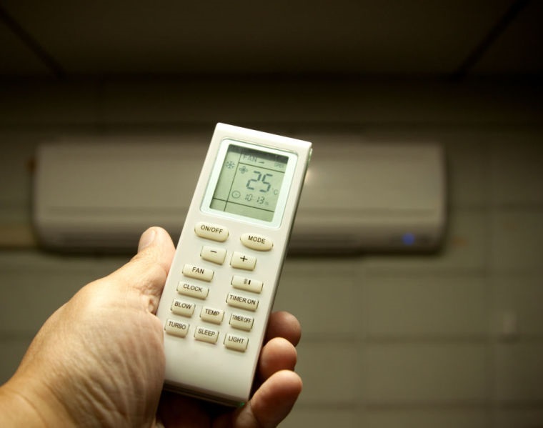 Duy trì nhiệt độ điều hòa ở mức 25 độ C