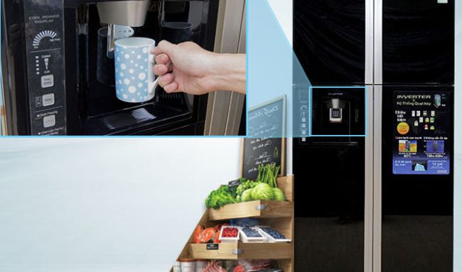 Review đánh giá tủ lạnh Inverter Hitachi R-M700GPGV2 - lấy nước ngoài