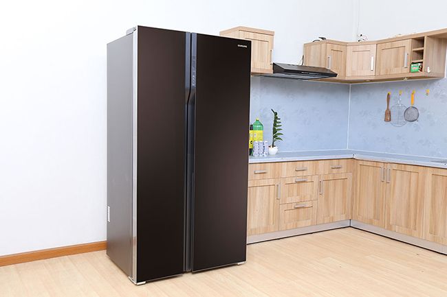 Đánh giá tổng quan về chiếc tủ lạnh Samsung RS552NRUA9M/SV