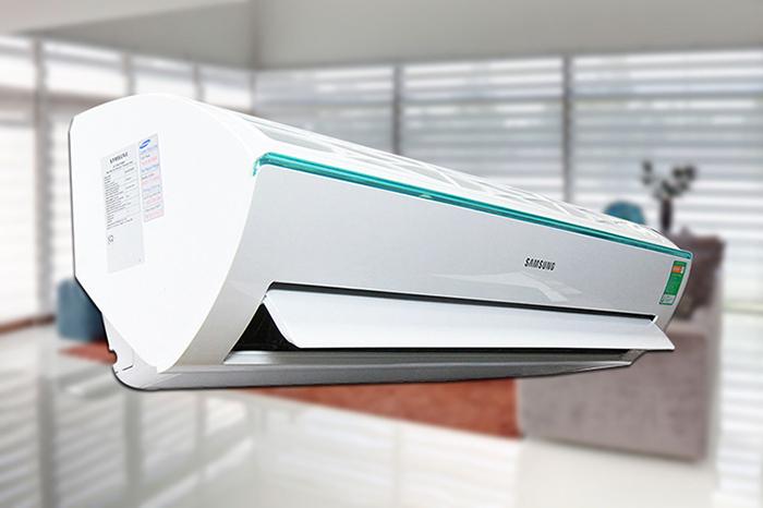 lắp điều hòa phòng khách làm mát