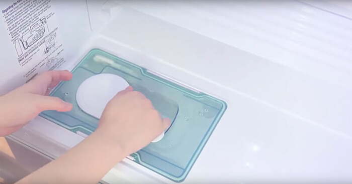 Tủ lạnh Mitsubishi 272 lít inverter MR-CX35EM-BRWV tiện