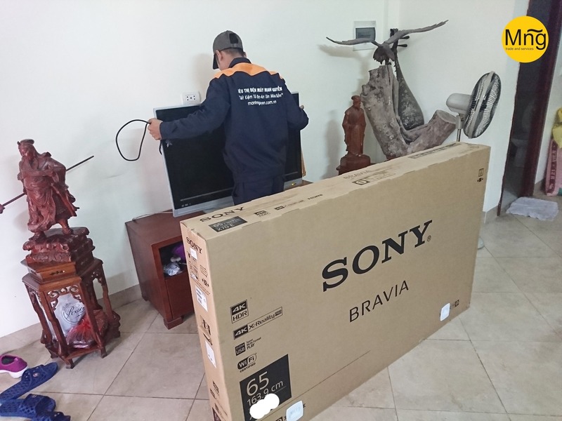 Siêu thị điện máy Mạnh Nguyễn hỗ trợ lắp đặt sản phẩm tại nhà cho khách hàng