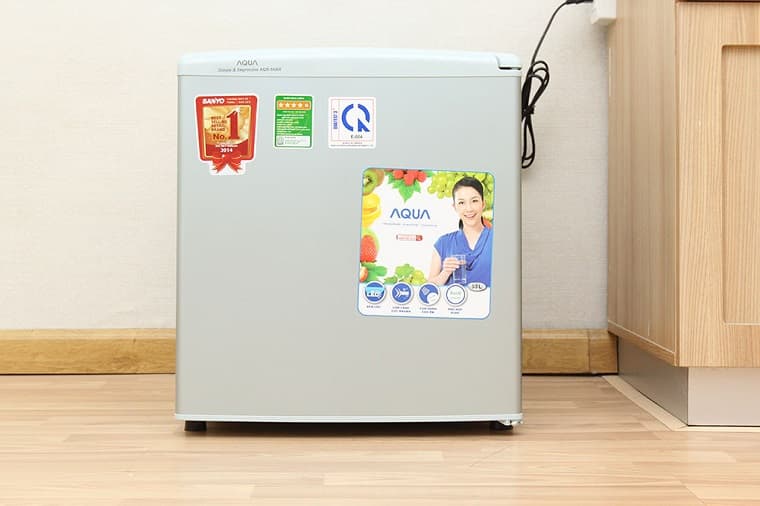 TỦ LẠNH AQUA AQR-55AR/SH - 50L (XÁM NHẠT)