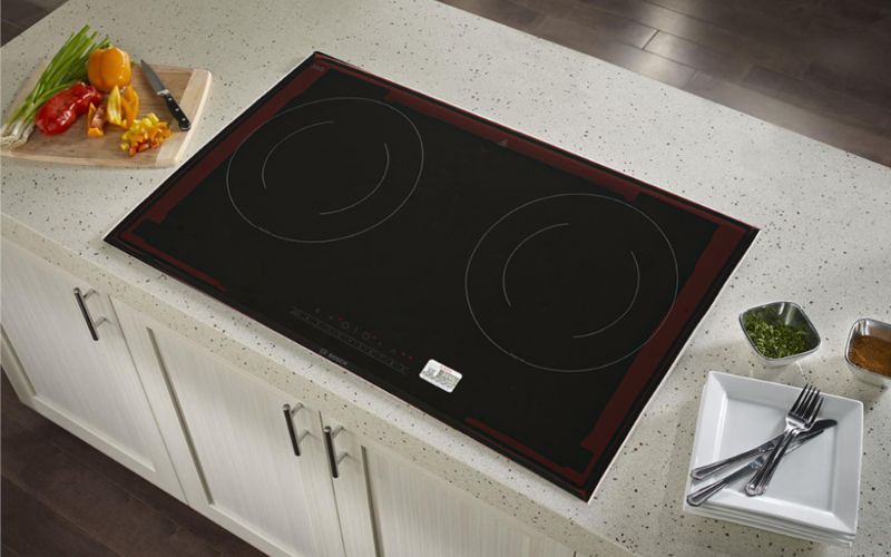 Màn hình LED trực quan, hiển thị mức nhiệt rõ ràng để đảm bảo món ăn được nấu chín hoàn hảo Màn hình LED trực quan, hiển thị mức nhiệt rõ ràng để đảm bảo món ăn được nấu chín hoàn hảo