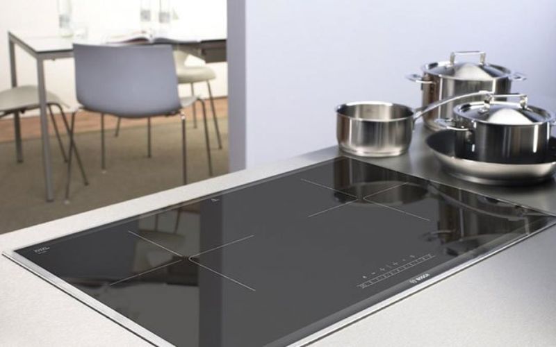 Giao diện cảm ứng hiện đại của DirectSelect cho phép bạn kiểm soát các chức năng chính xác và nhanh chóng Giao diện cảm ứng hiện đại của DirectSelect cho phép bạn kiểm soát các chức năng chính xác và nhanh chóng